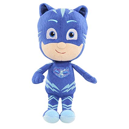 Les masques PJ présentent un garçon chat en peluche